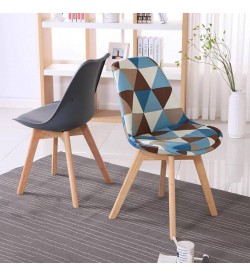 Ghế Eames lót nệm bọc vải bố họa tiết tam giác GLM30